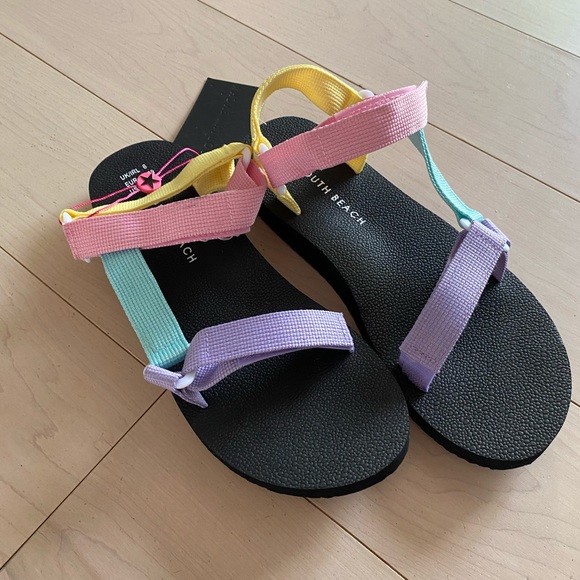 New sandals ASOS - Picture 4 of 5